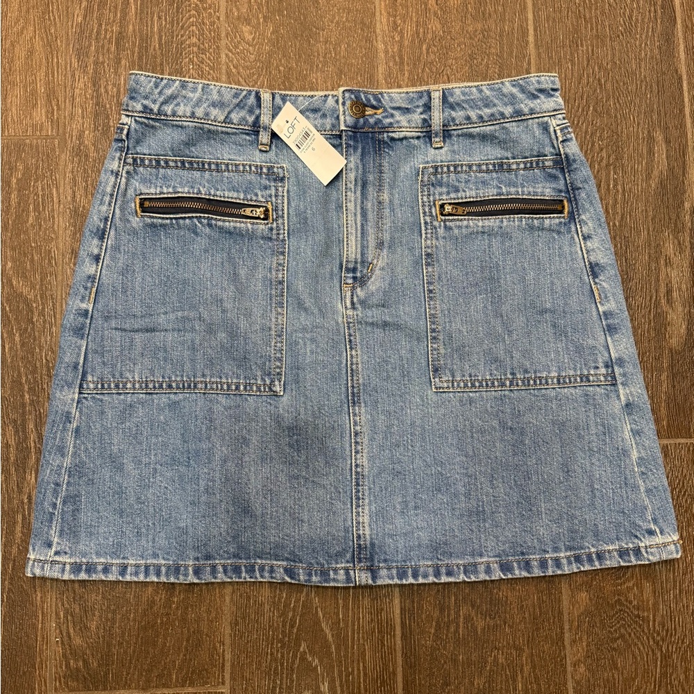 LOFT Light Blue Denim A-Line Skirt with Front Zip Pockets - Picture 2 of 5